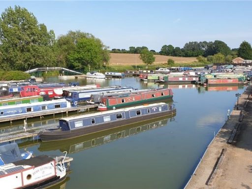 Bond Wolfe Fenny Marina 1 1 £1.1million paid for large Midlands canal marina sold prior to auction, thanks to Bond Wolfe