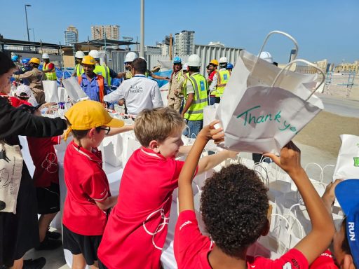 SISD Thank You initiative SWISS INTERNATIONAL SCHOOL DUBAI STUDENTS OFFERS THANKS TO CONSTRUCTION WORKERS